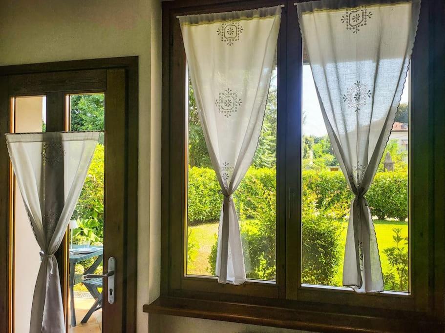 Nido Dei Gelsi Vicino Al Lago Free Parking Intra Exterior foto